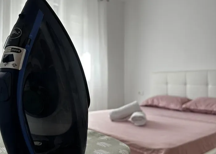 Lägenhet Elegant Near The Center And Stadium *