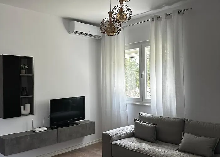 Elegant Near The Center And Stadium Appartement