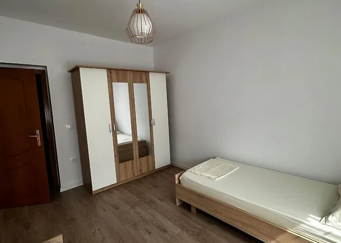 Elegant Near The Center And Stadium * Tirana